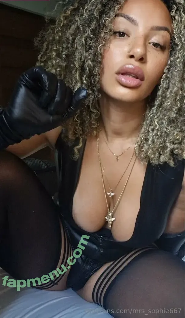 mrs_sophie667 nude photo #0137 (mrs_sophieofficial)