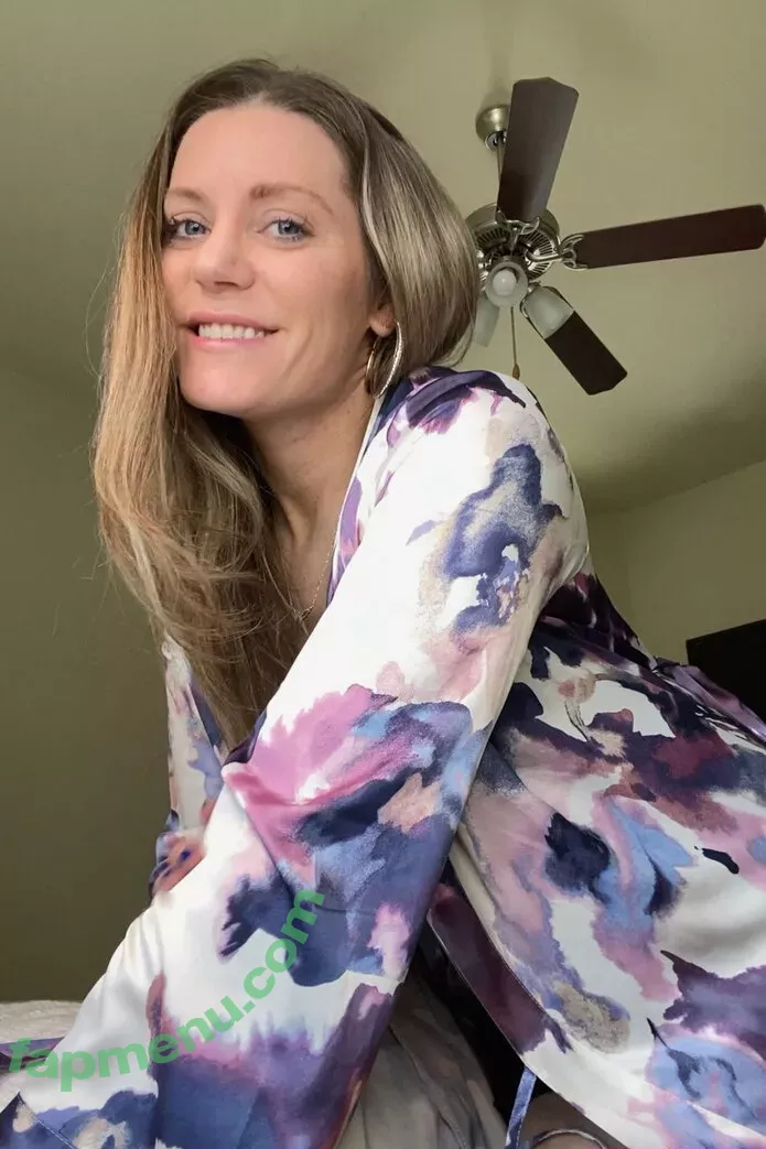 mrsredwood nude photo #0180 (Heidi Redwood / the.real.mrs.redwood)