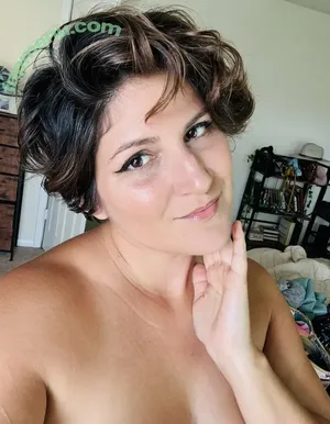  nude photo #0001