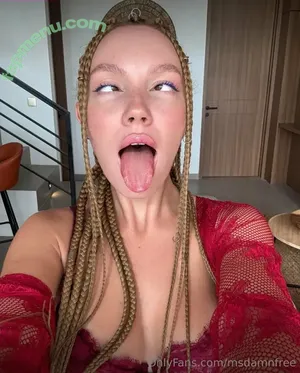  nude photo #0008
