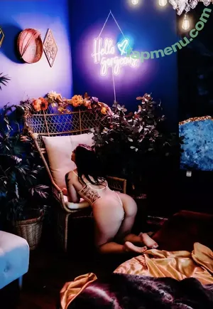  nude photo #0002