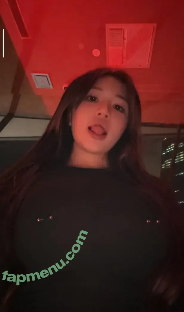 Mspuiyi nude photo #0001 (ms_puiyi)