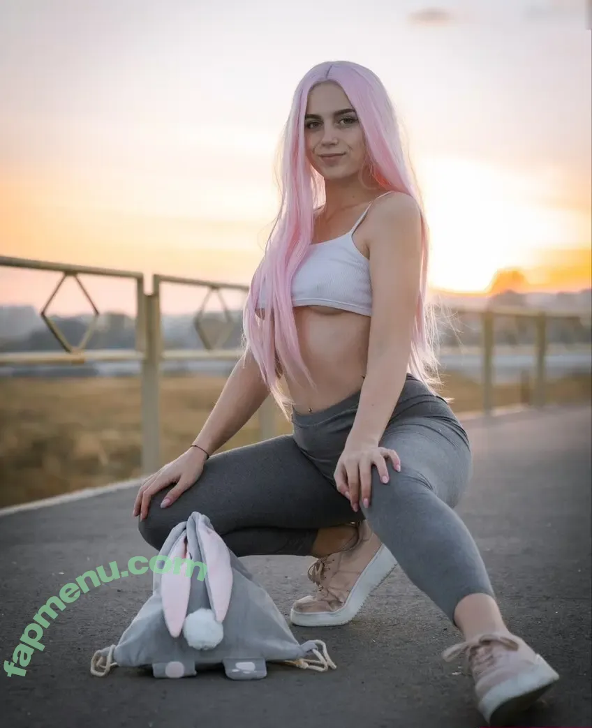Msyuliyafox nude photo #0251 (Msyuliyafox)