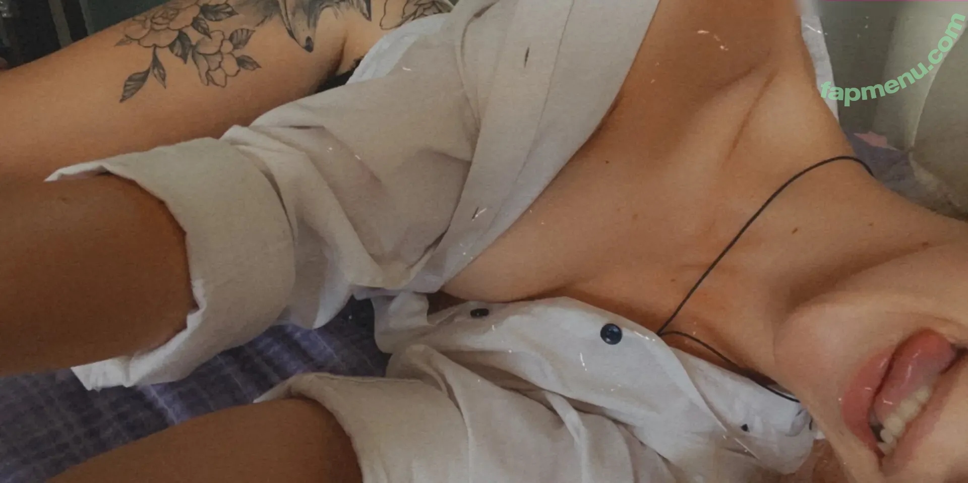 Msyuliyafox nude photo #0366 (Msyuliyafox)