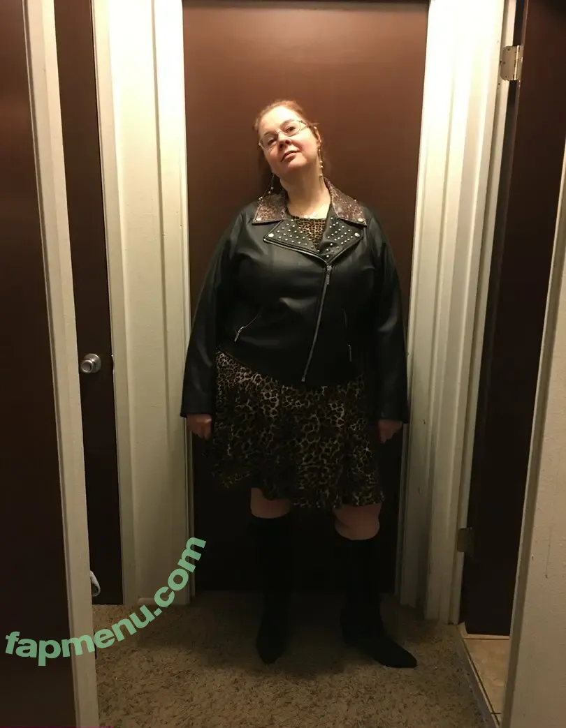 muddeaglesbrat nude photo #0016 (muddeaglesbrat)