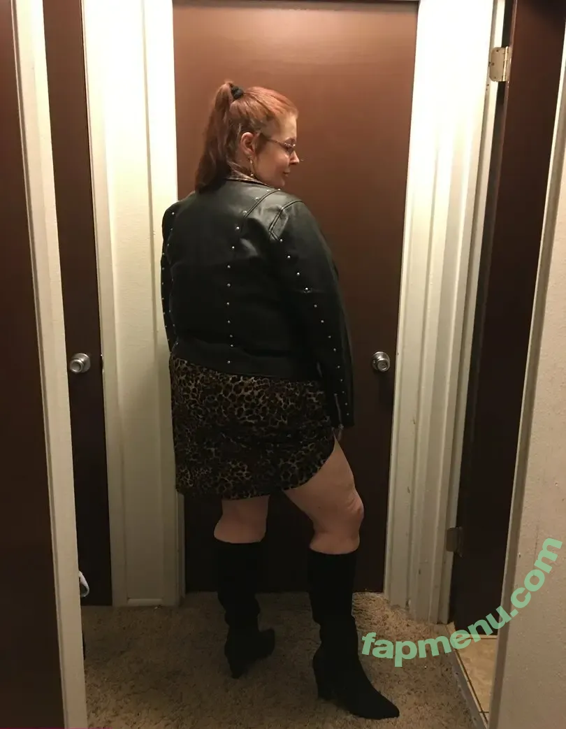 muddeaglesbrat nude photo #0017 (muddeaglesbrat)