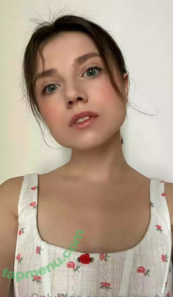 multicutie nude photo #0034 (multicutie)