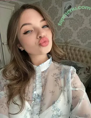 nude photo #0008