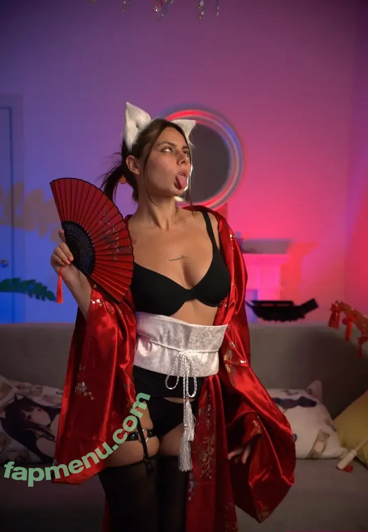 Murmuriel nude photo #0351 (murrielkoruma)