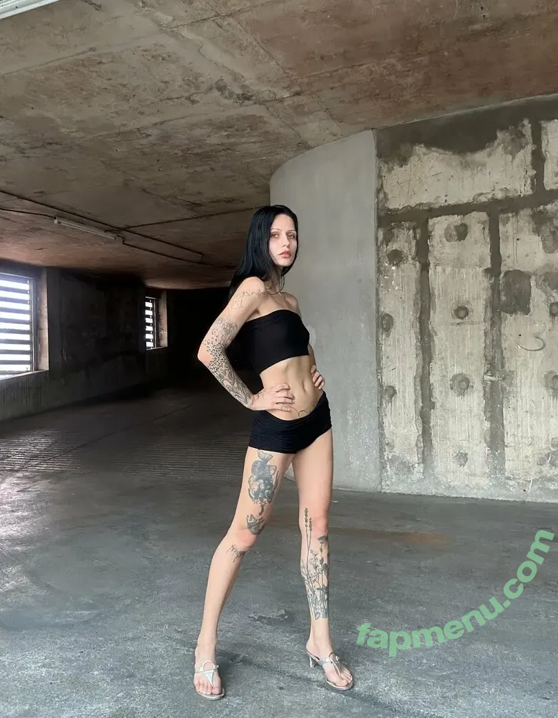 musemaria nude photo #0192 (siriusbluemary)