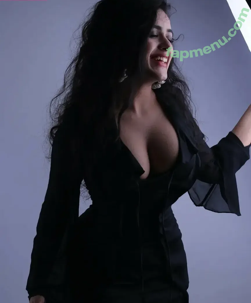 Muskaan Varshney nude photo #0006 (muskaan_varshney)