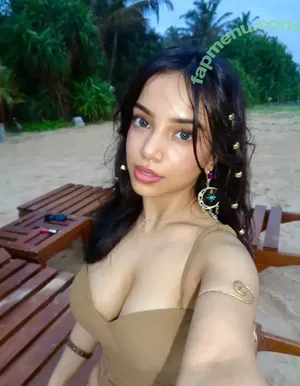 Muskan Karia / muskankaria nude photo #0100