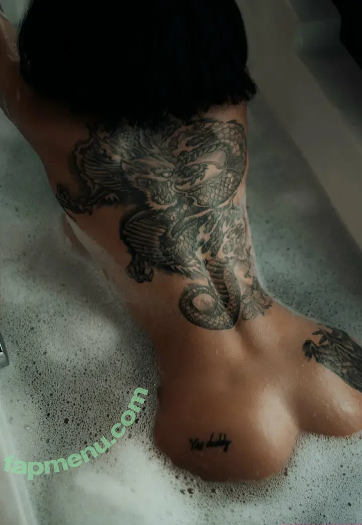 mvradova nude photo #0024 (Suzanitta)