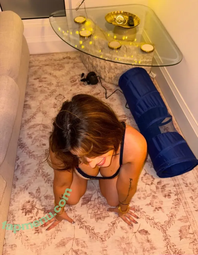 mya.merc nude photo #0018 (mya.merc)