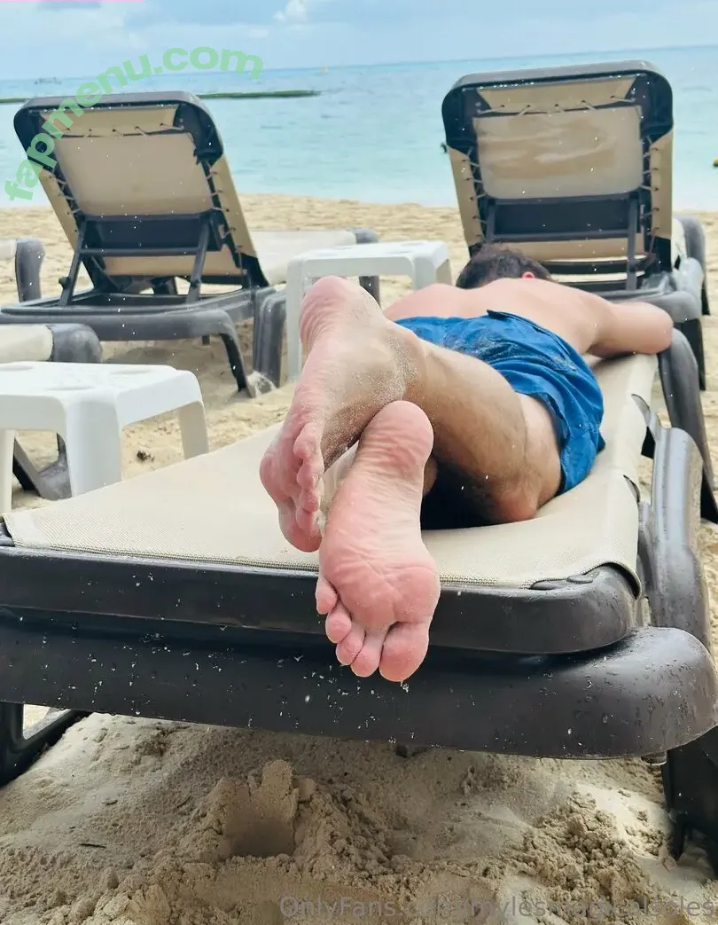mylesmagicalsoles nude photo #0101 (mylesoneal)