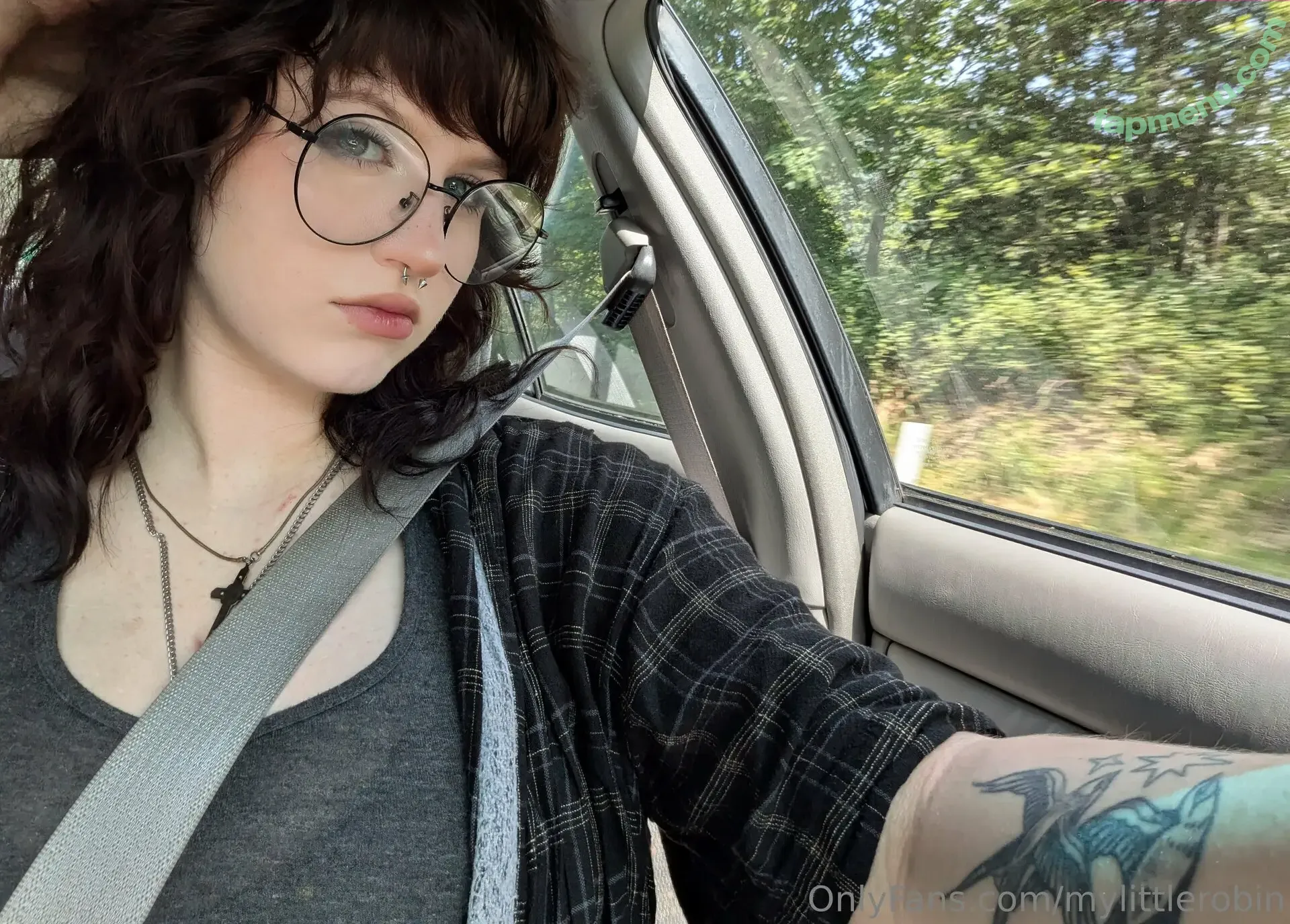 mylittlerobin nude photo #0223 (Robin Grey / _littlerobin_)