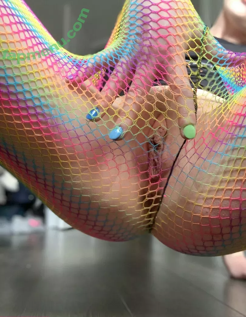myskyewatson nude photo #0112 (Skyewatson / skueesh)