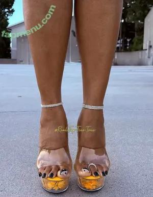 mytoptiertoes / therealtoptier nude photo #0120