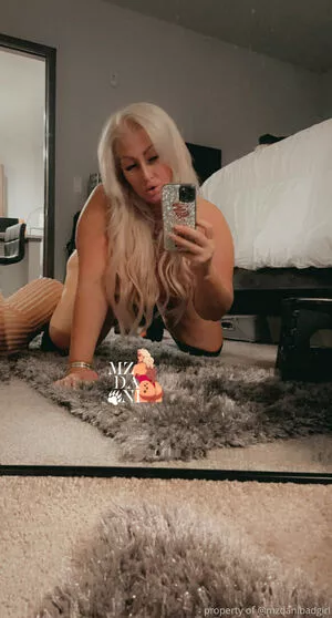 mzdanibadgirl / mzdanient nude photo #0016