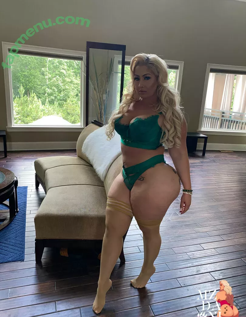 mzdanibadgirl nude photo #0158 (mzdanient)