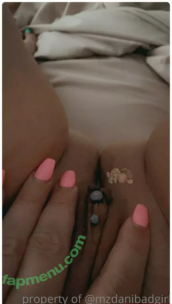 mzdanibadgirl nude photo #0192 (mzdanient)