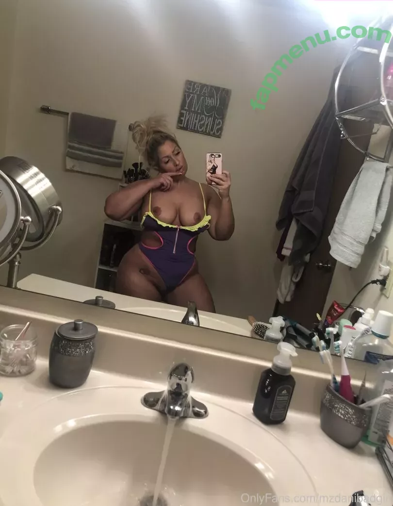 mzdanibadgirl nude photo #0193 (mzdanient)
