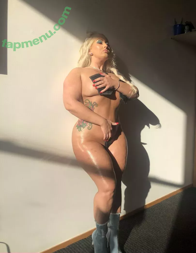 mzdanibadgirl nude photo #0206 (mzdanient)