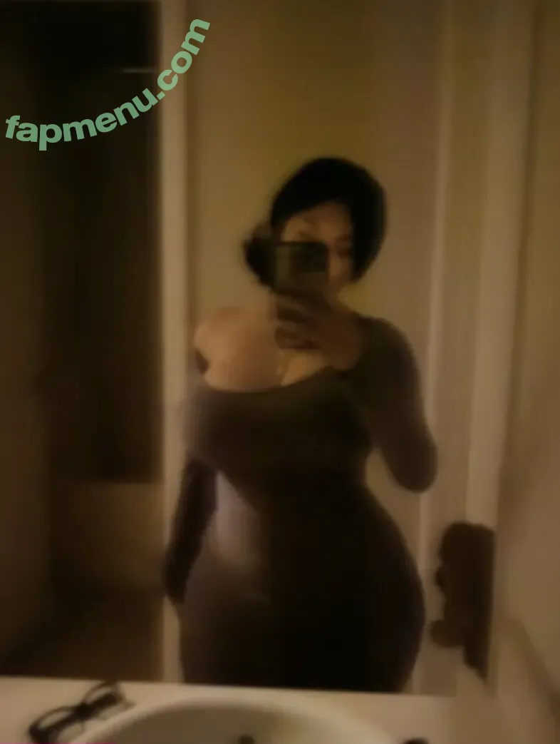 N66YK nude photo #0004 (nreaux / trillnayla)