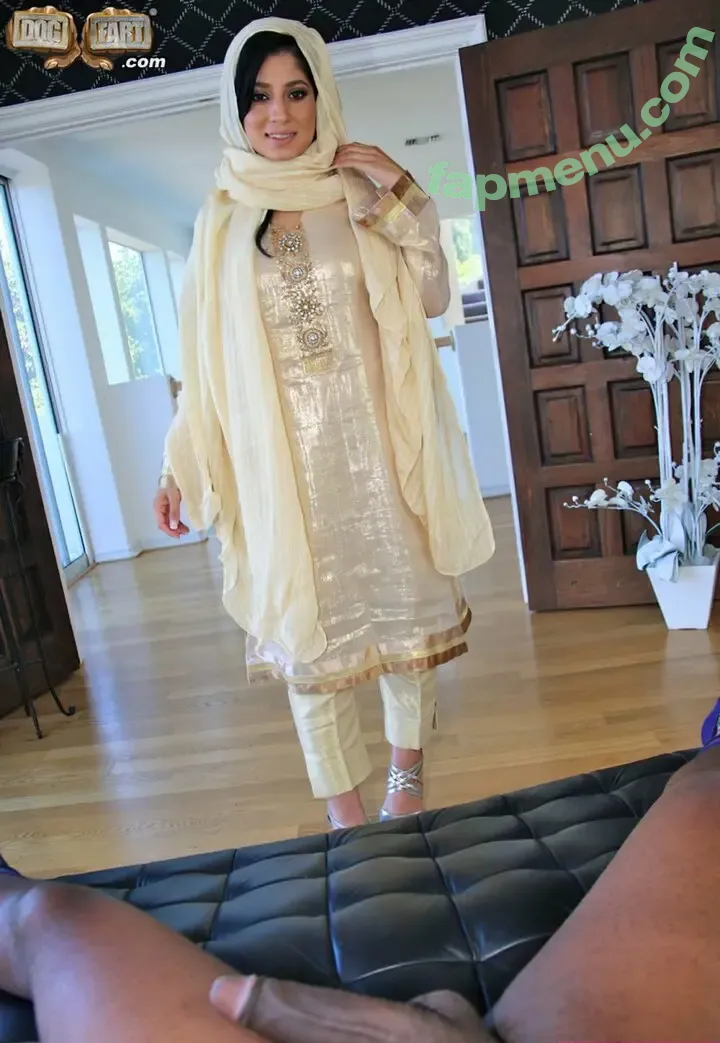 Nadia Ali nude photo #0007 (shebetripn / the_nadia_ali)