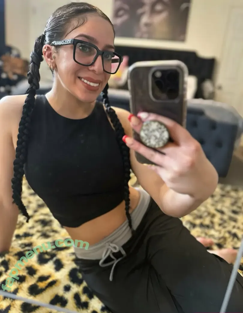 nadiasplayhouse nude photo #0013 (nadiasplayhouse)