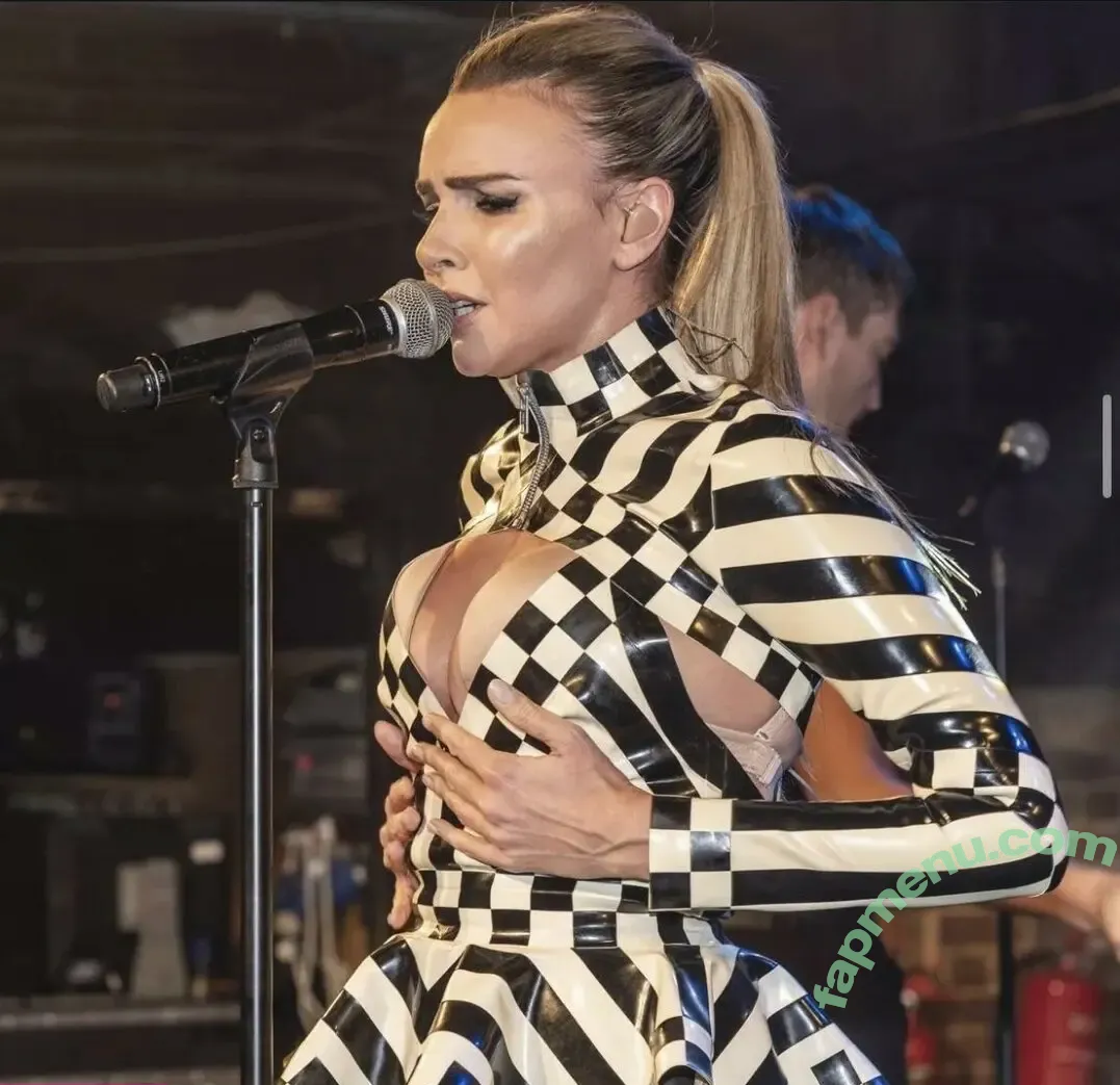 Nadine Coyle nude photo #0034 (nadinecoyle)