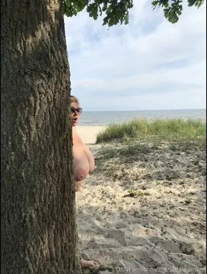 Nadine Jansen / nadinejansenofficial / thenadinejansen nude photo #3169