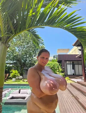 Nadine Jansen / nadinejansenofficial / thenadinejansen nude photo #3991