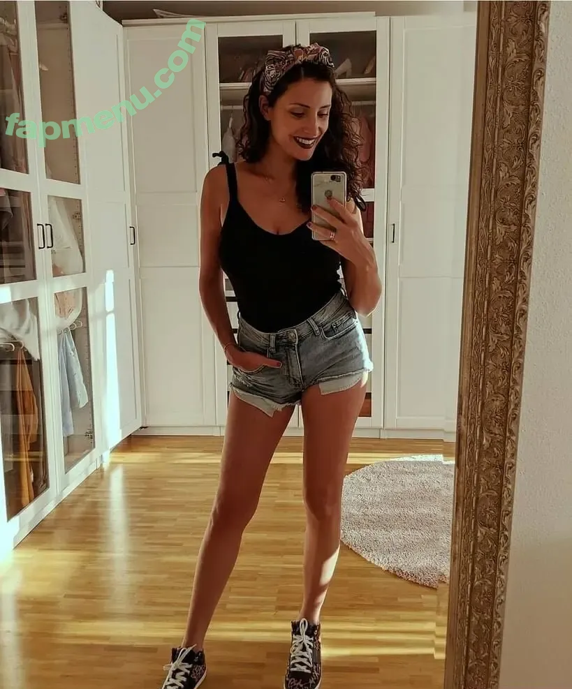 Nadine Menz nude photo #0241 (nadinemenz)