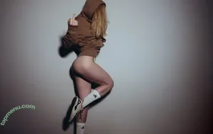  nude photo #0009