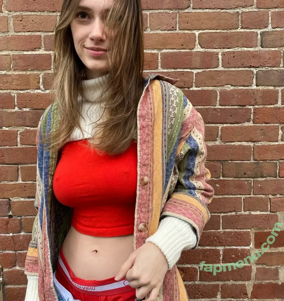 nadyneluchon nude photo #0001 (nadyneluchon)