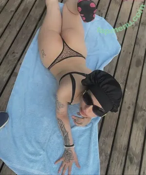 Nahkalaa / Titta Nahkala nude photo #0002