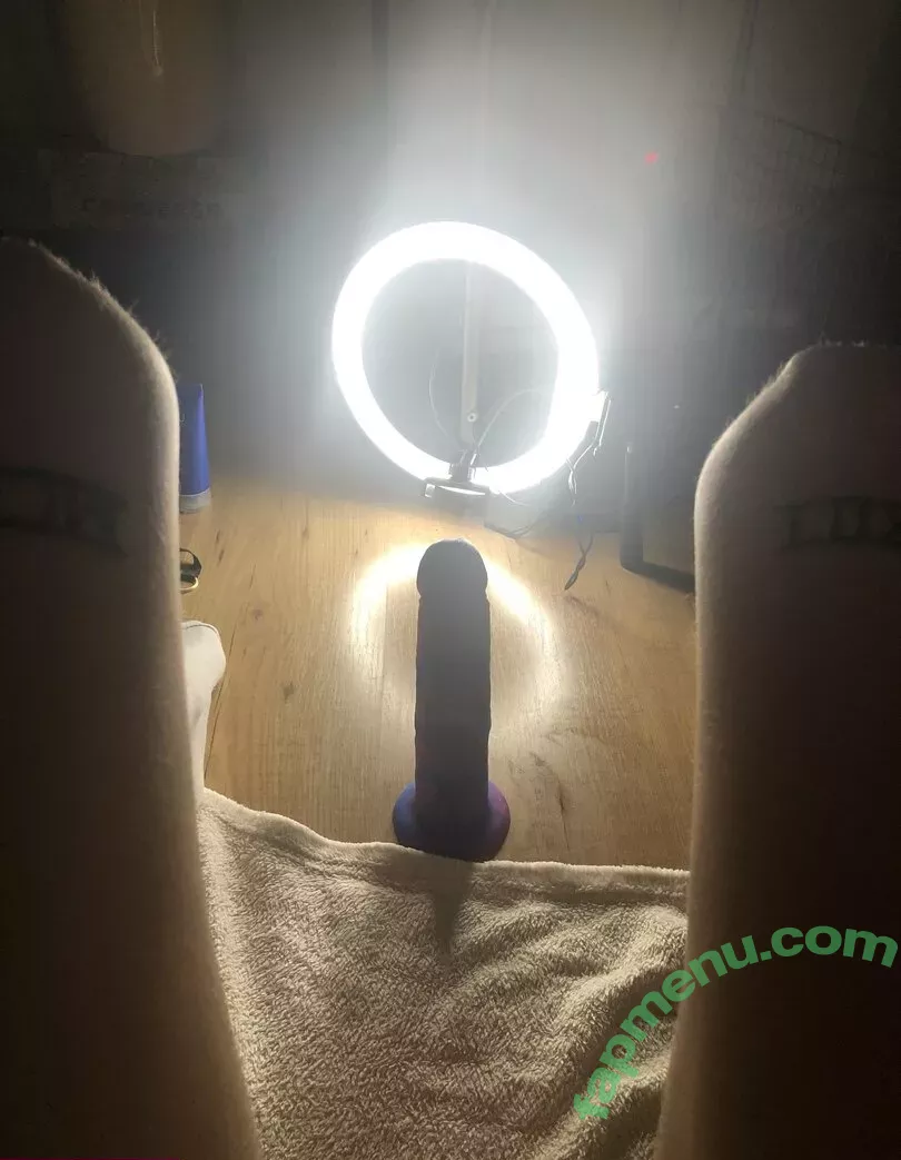 Naiadthenymph nude photo #0039 (gingernymph666 / naiadthenympho)