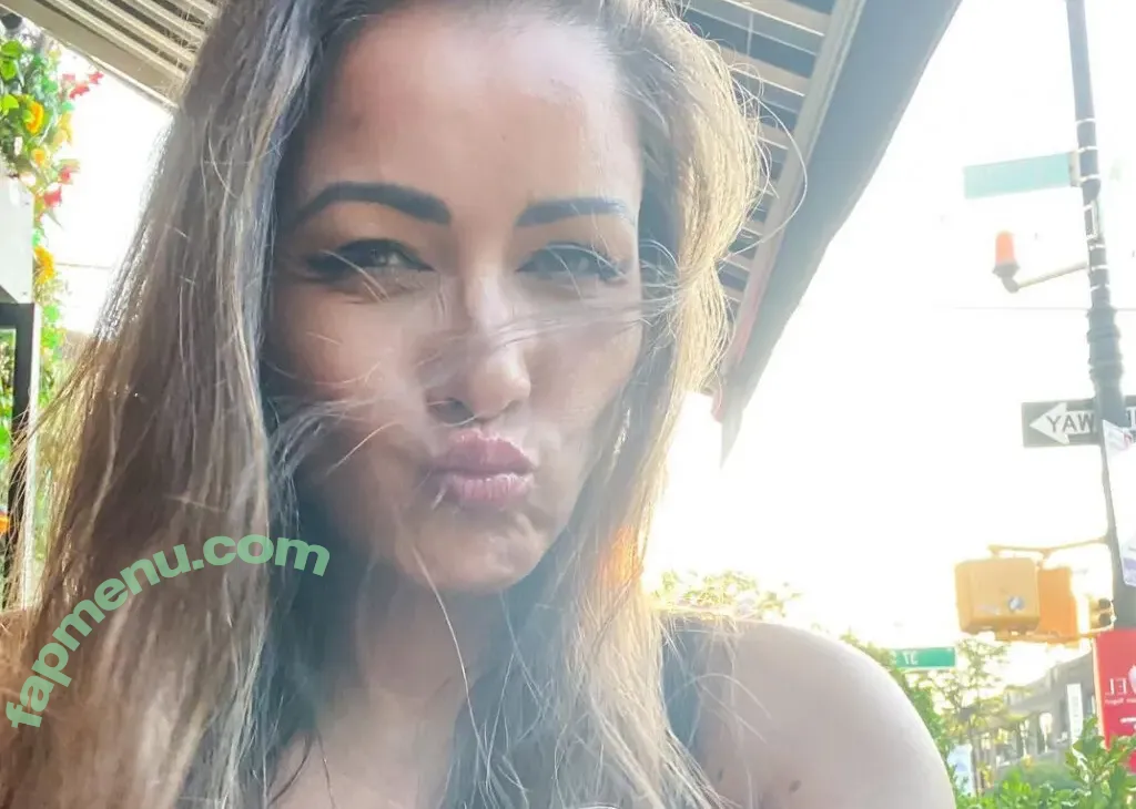 nanagouvea nude photo #0007 (nanagouvea)