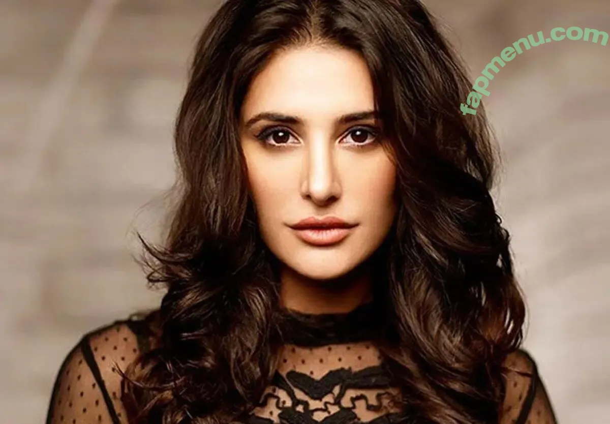 Nargis Fakhri nude photo #0009 (Nargis Fakhri)