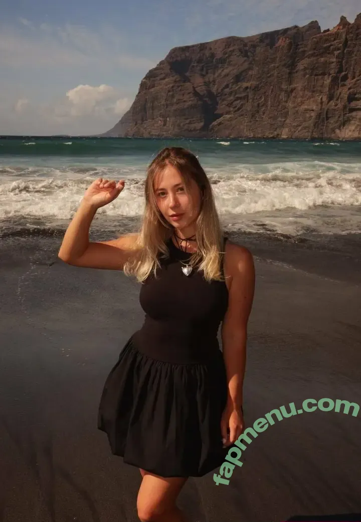 nastia_blond nude photo #0011 (nastia_blond)