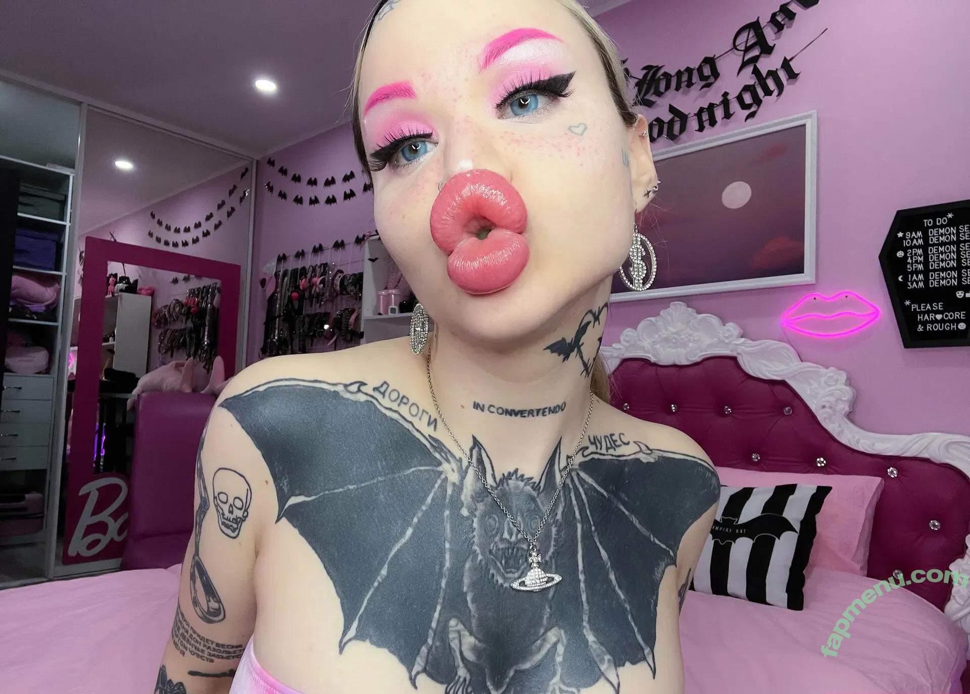 Nasty_bimbo nude photo #0009 (nasty_nasty_bimbo)