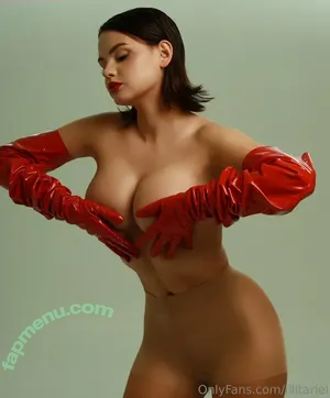  nude photo #0011