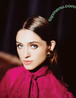 Natalia Dyer / nattyiceofficial nude photo #0815