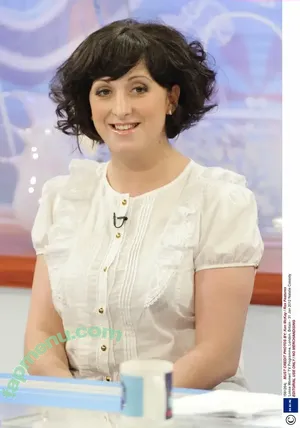 Natalie Cassidy / natcass1 nude photo #0011