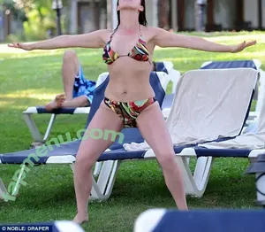 Natalie Cassidy / natcass1 nude photo #0013