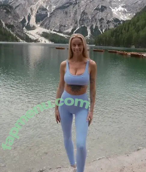 Natalie Hooper nude photo #0003 (nataliehooper)