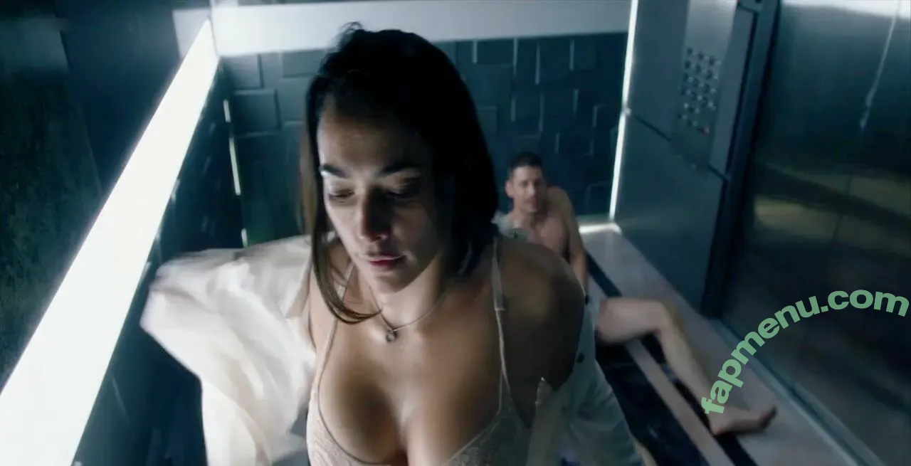 Natalie Martinez nude photo #0181 (iamnataliemartinez)