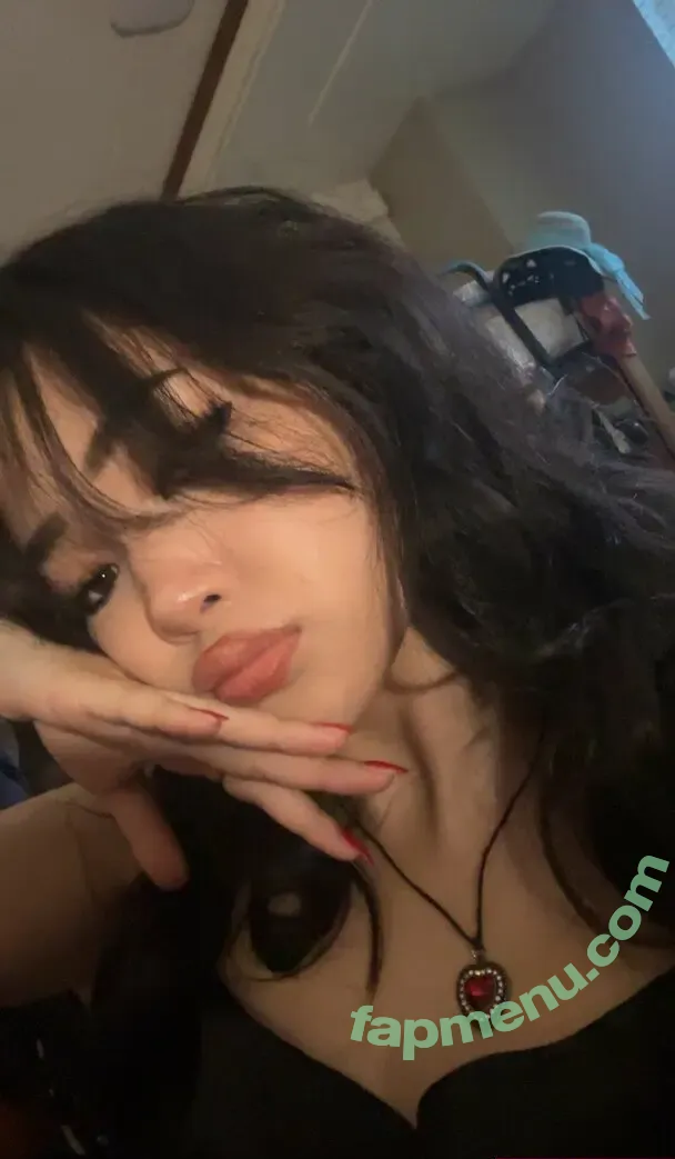 Natalie Tran nude photo #0195 (itsnatalietran)