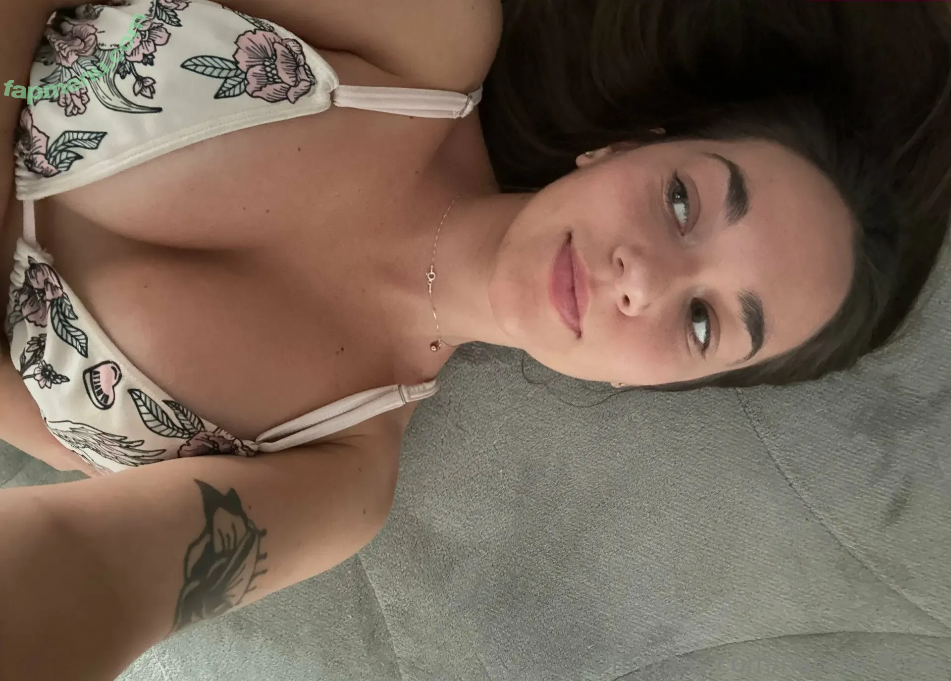 nataliefloo nude photo #0037 (nataliefoo)